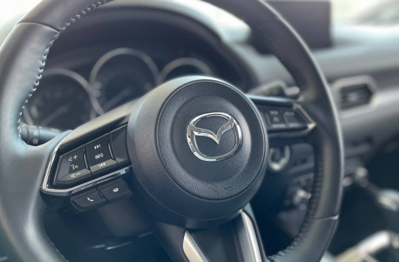 Фото Mazda CX-5 2021 года