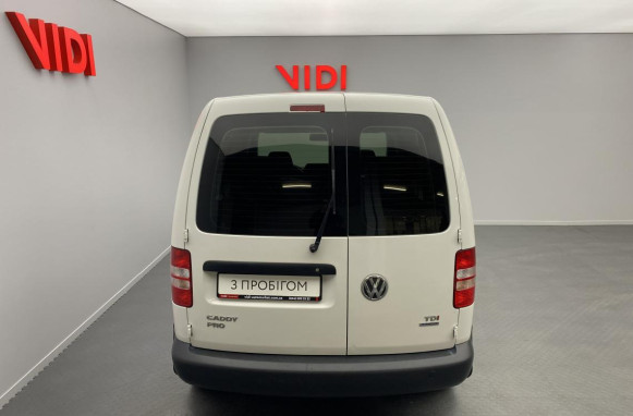 Фото Volkswagen Caddy 2015 года