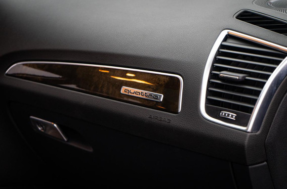 Фото Audi Q5 2015 года