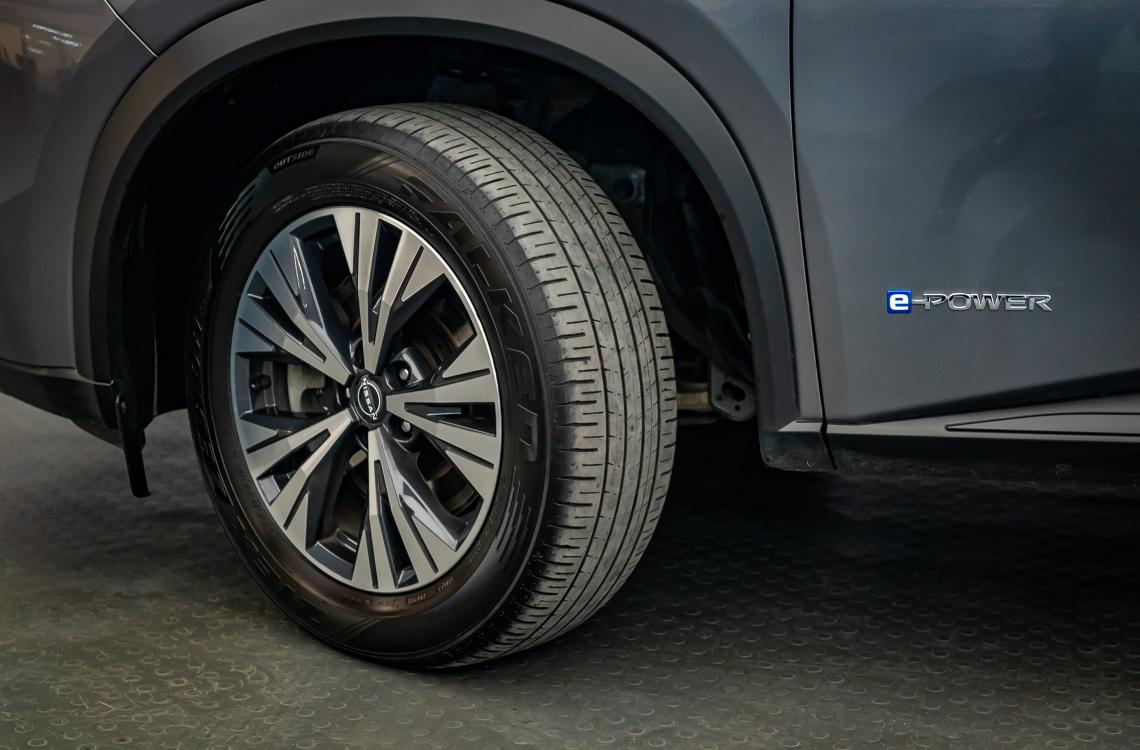 Nissan X-TRAIL Nissan X-TRAIL