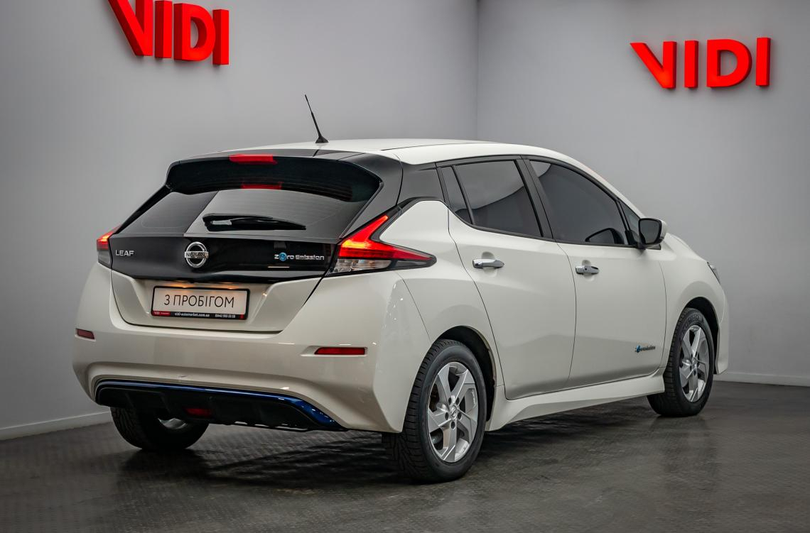 Nissan LEAF Nissan LEAF