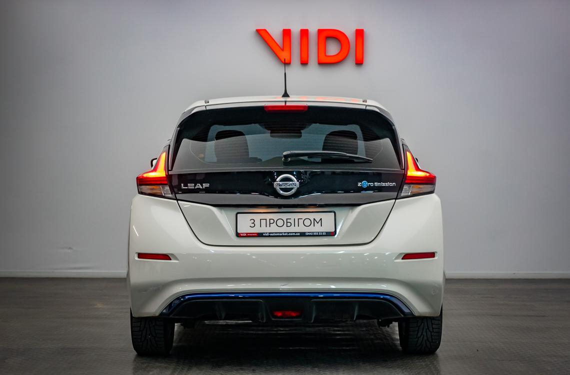 Nissan LEAF Nissan LEAF