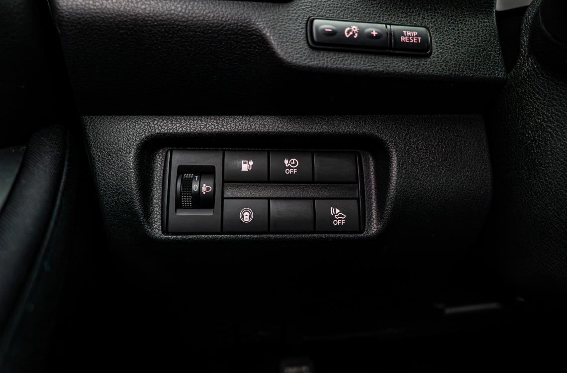 Nissan LEAF Nissan LEAF