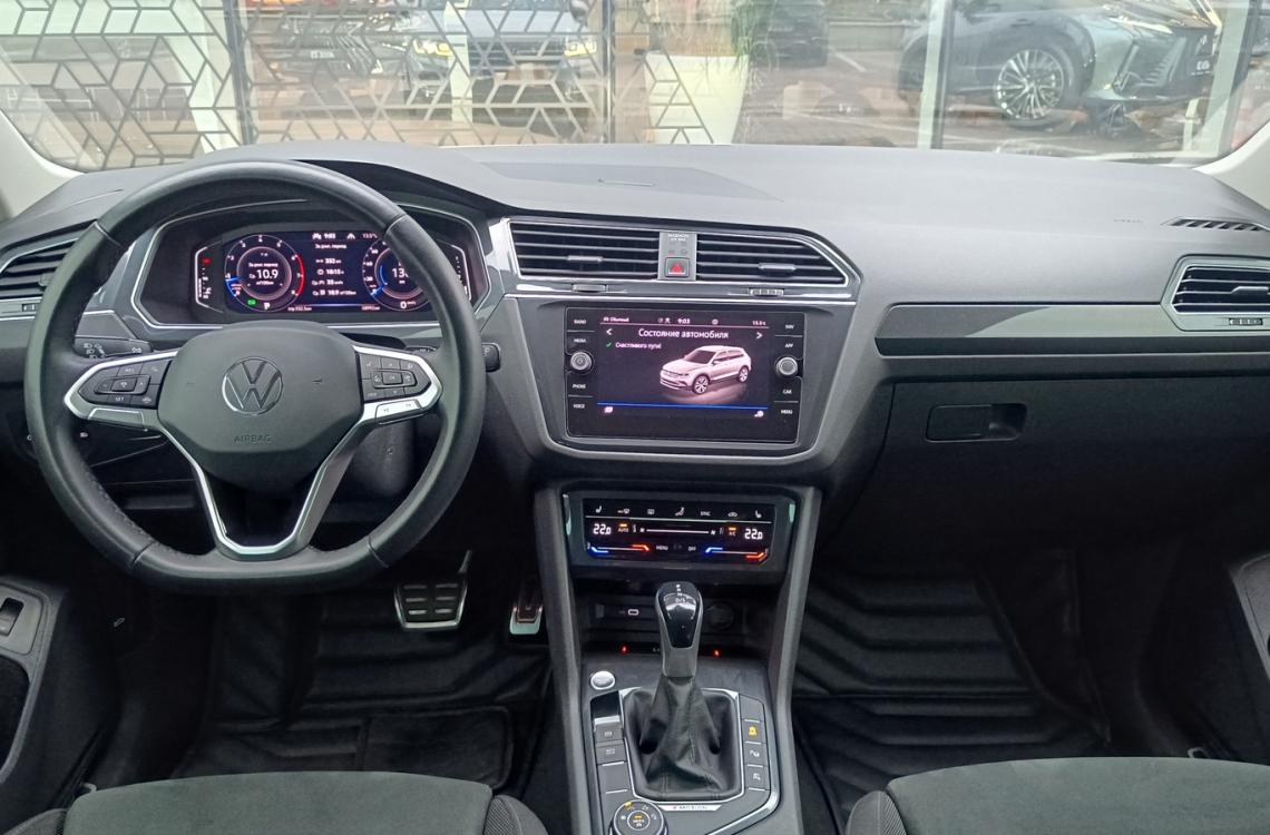 Volkswagen Tiguan Volkswagen Tiguan