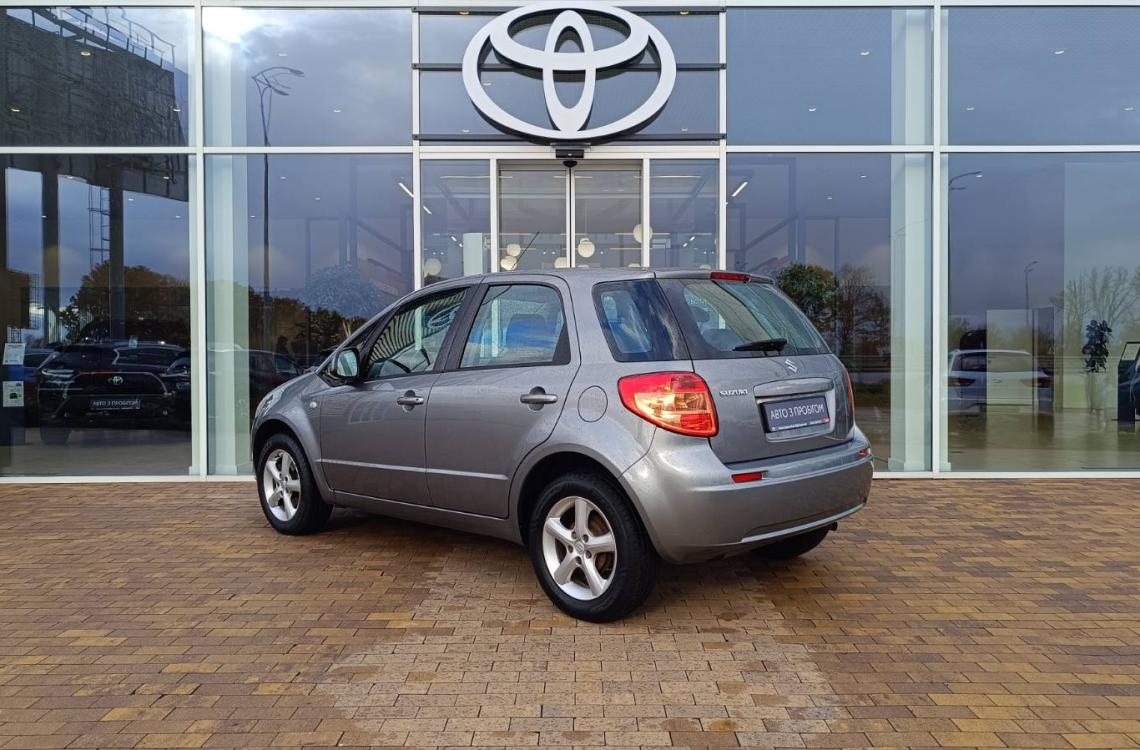 Suzuki SX4 Suzuki SX4