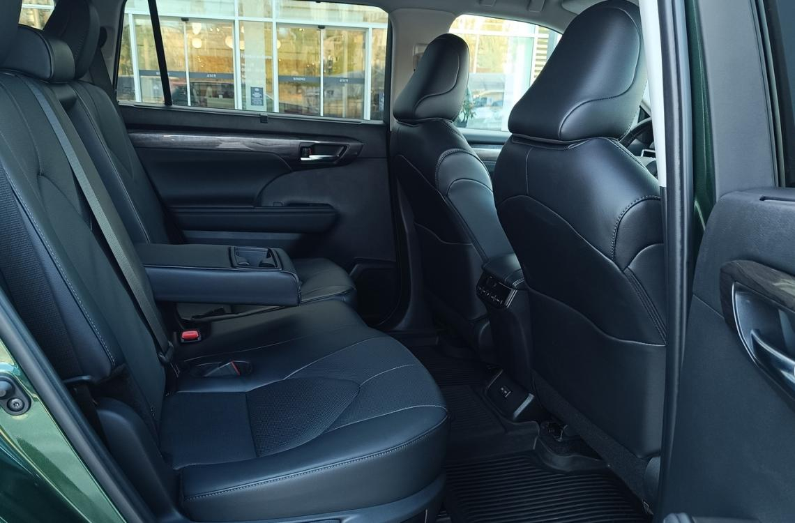 Toyota HIGHLANDER Toyota HIGHLANDER