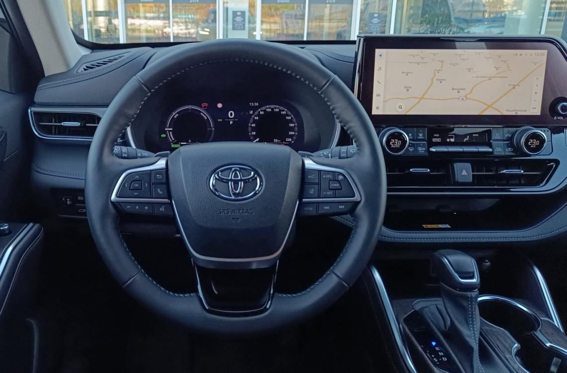 Toyota HIGHLANDER Toyota HIGHLANDER