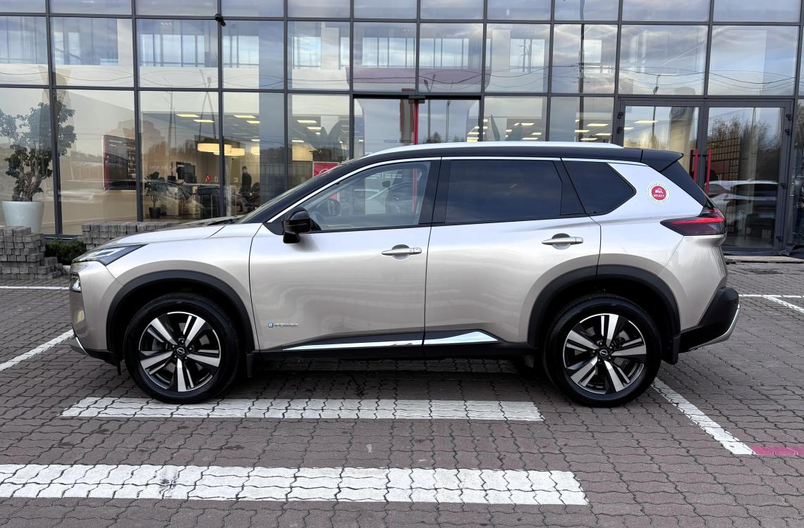 Nissan X-Trail e-POWER Nissan X-Trail e-POWER