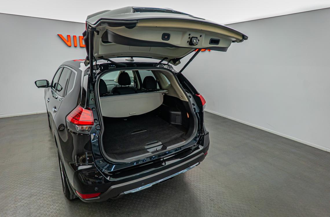 Nissan X-TRAIL Nissan X-TRAIL