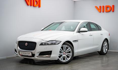 JAGUAR XF