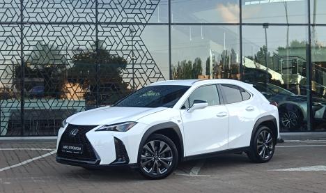 Lexus UX250h
