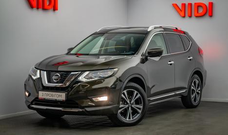 Nissan X-TRAIL