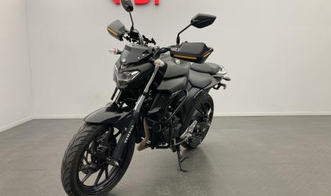 Yamaha FZ25