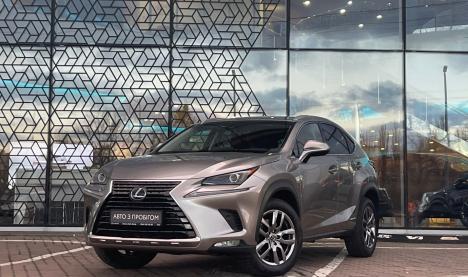 Lexus NX300h