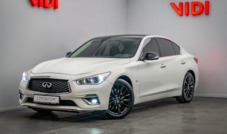 INFINITI Q50