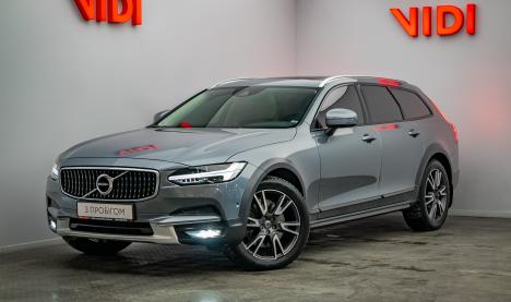 Volvo V90 Cross Country