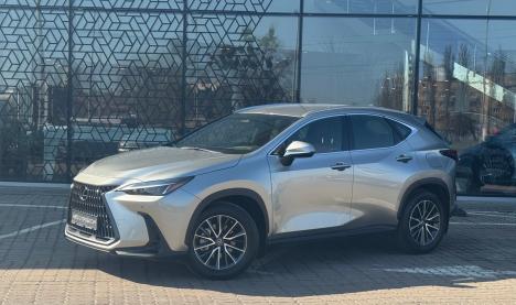 Lexus NX200