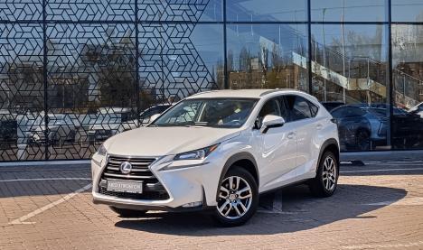 Lexus NX300h