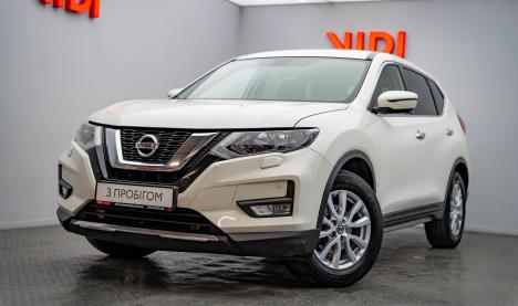 Nissan X-TRAIL