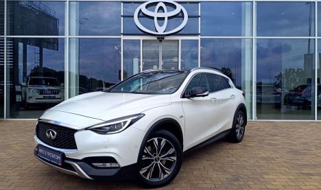 INFINITI QX30