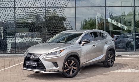 Lexus NX200