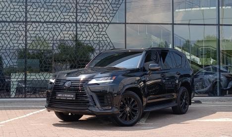 Lexus LX500d