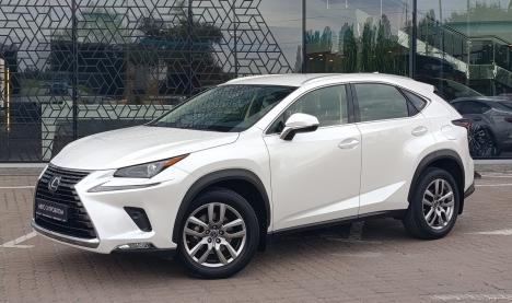 Lexus NX200