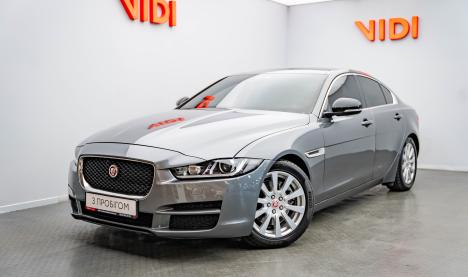 JAGUAR XE
