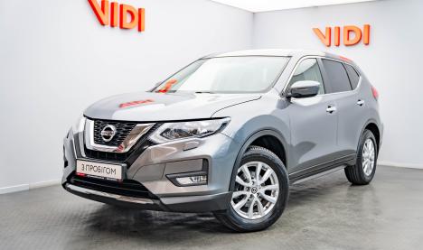 Nissan X-TRAIL