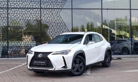 Lexus UX250h