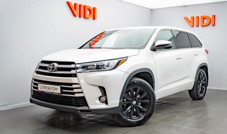 Toyota HIGHLANDER