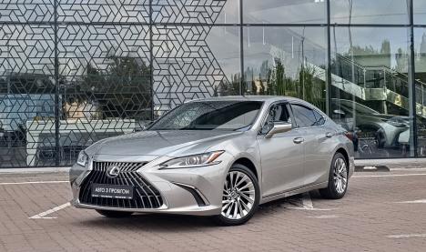 Lexus ES300h