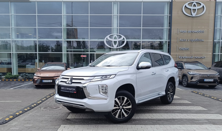 Mitsubishi Pajero Sport