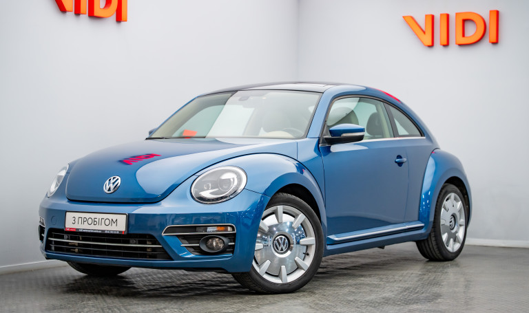 Volkswagen BEETLE