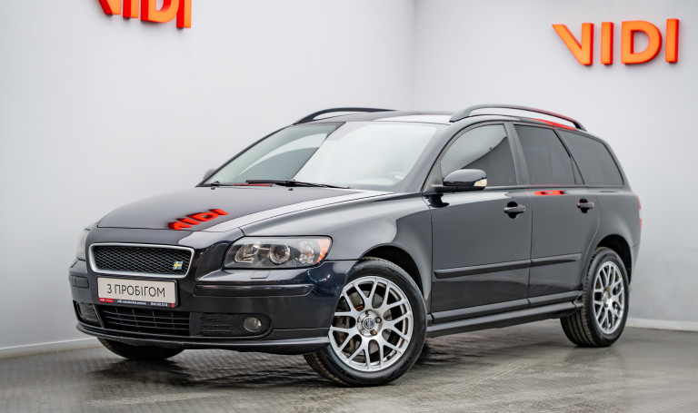 Volvo V50
