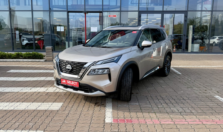 Nissan X-TRAIL