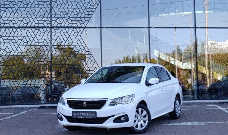 Peugeot 301