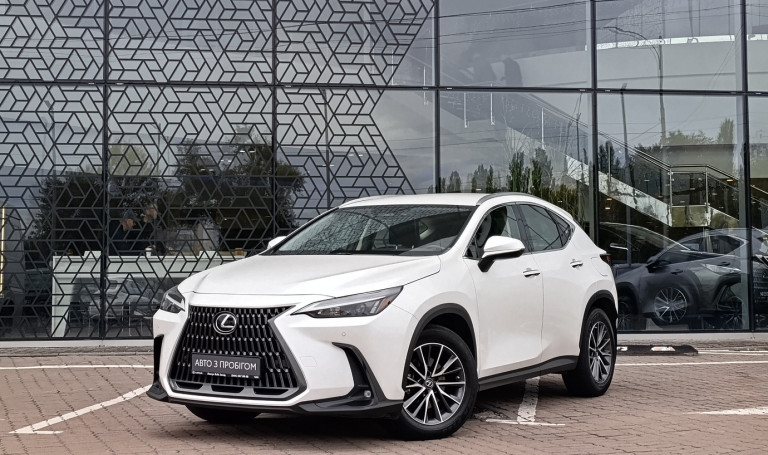 Lexus NX250