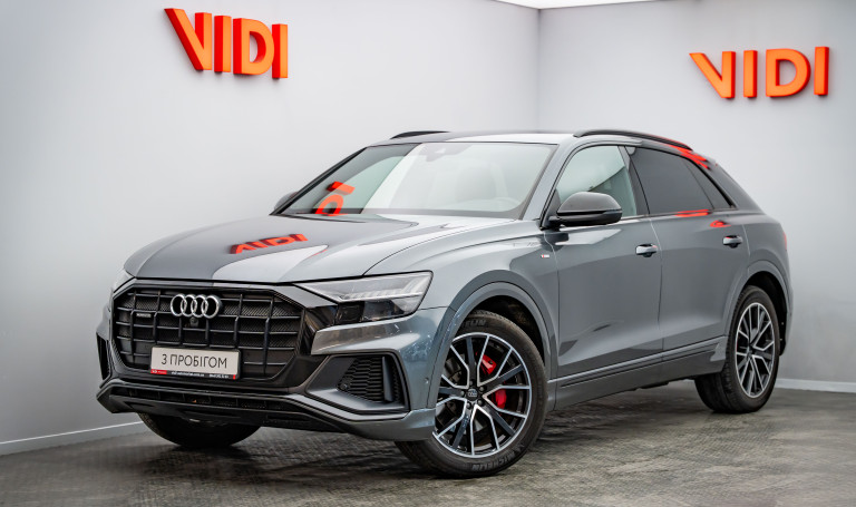 Audi Q8